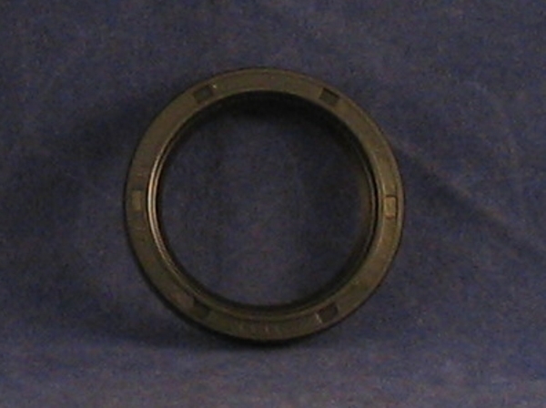 oil seal, output shaft.