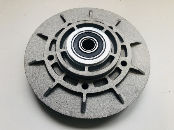 Sprocket carrier c/w bearings.